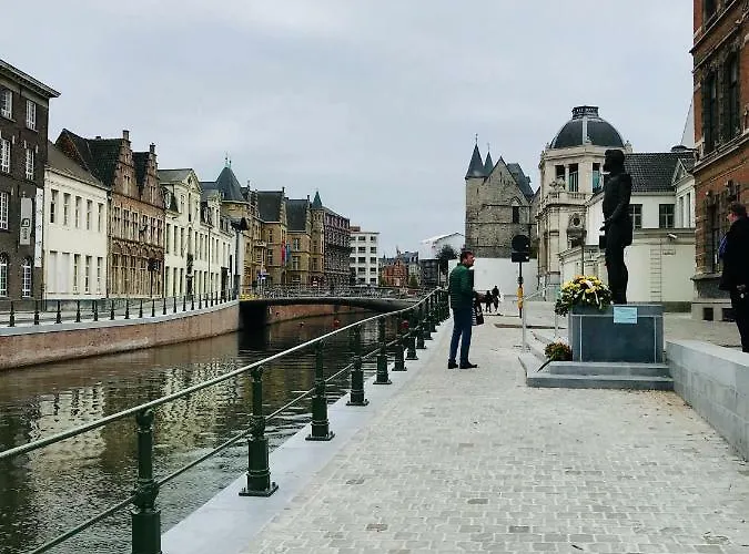 別荘 Livingthemoment ヘント